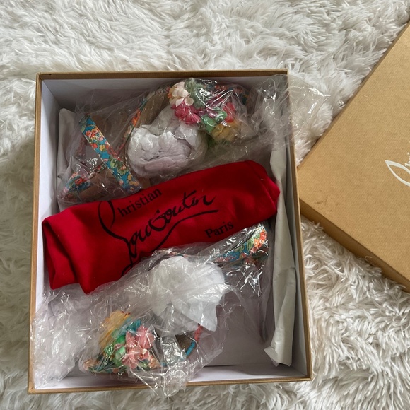 Christian Louboutin Red and Blue Heels - Picture 9 of 9